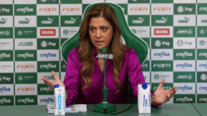 Leila Pereira, presidente do Palmeiras, durante coletiva de imprensa (foto: Cesar Greco/Palmeiras)