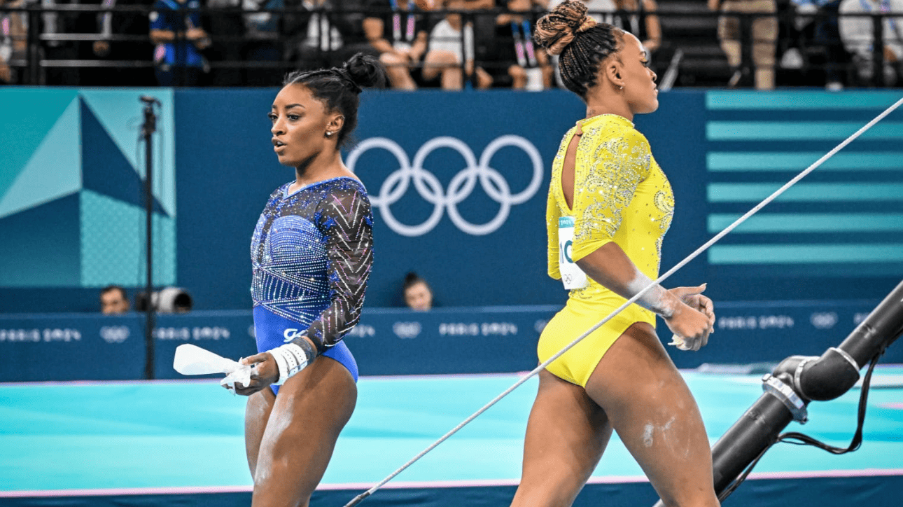 Ginastas Rebeca Andrade e Simone Biles (foto: Leandro Couri/EM/D.A Press)