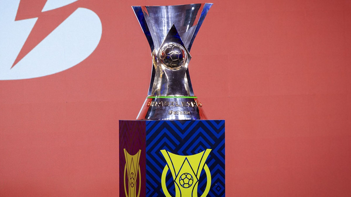 Troféu do Campeonato Brasileiro (foto: Joilson Marconne/CBF)