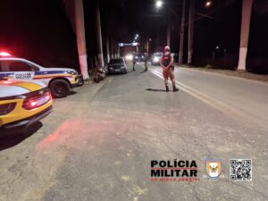 Passageiro de táxi é preso com drogas, na MGC-120, em São João Evangelista