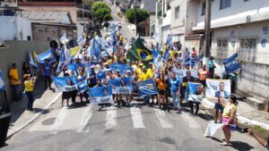 Capitão Vítor e Marcelo Martins Fizeram Caminhada na Regional Sul Neste Fim de Semana