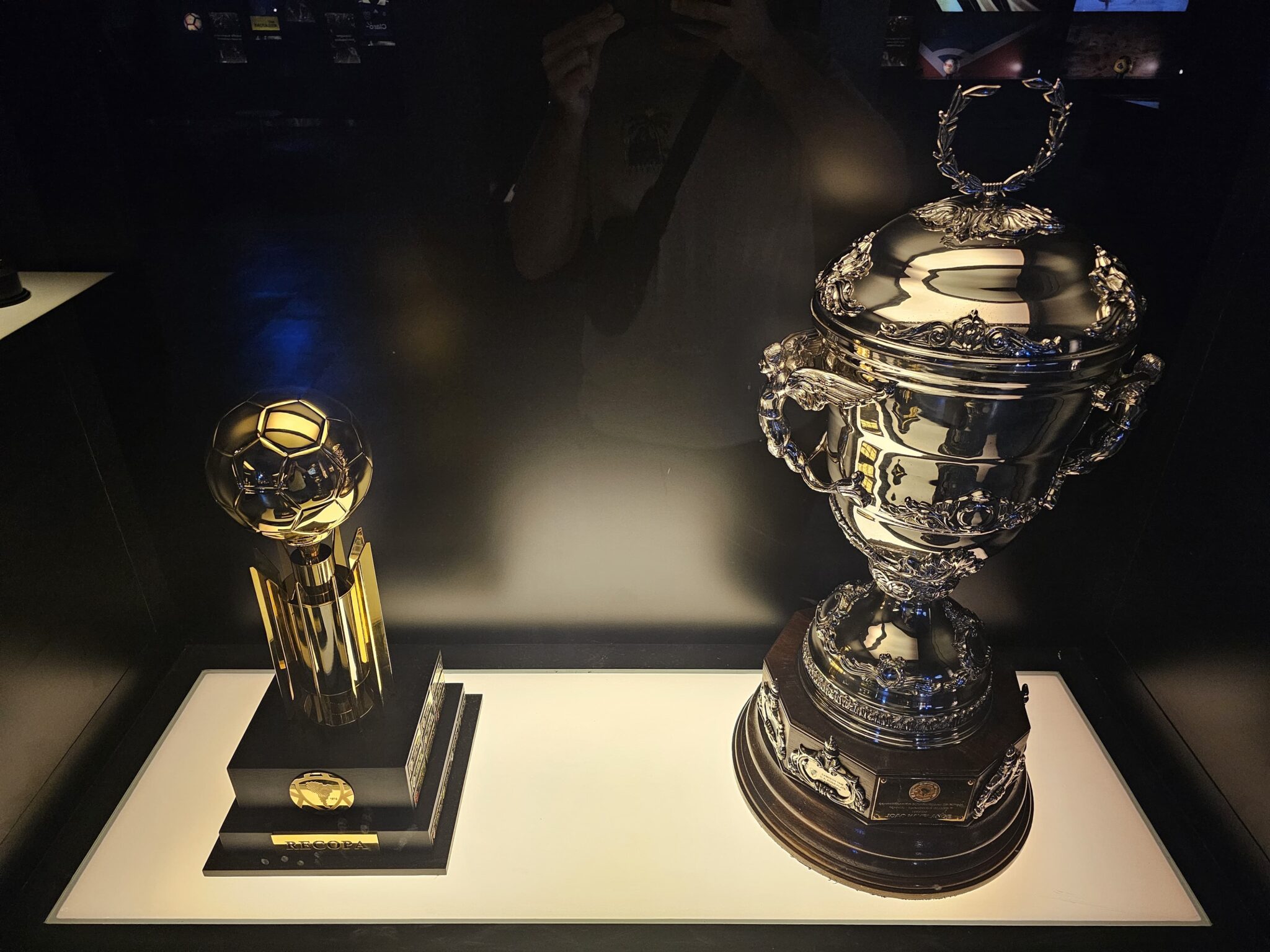 Troféus no Museu da Conmebol