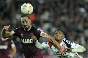 Na ida, na Argentina, equipes empataram por 0 a 0 (foto: JUAN MABROMATA / AFP)