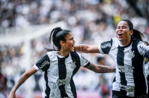 Festa das jogadores do Corinthians no primeiro gol da decisão (foto: Staff Images/CBF)