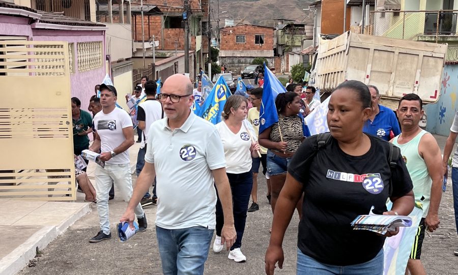 ELEIÇÕES 2024: Doutor Renato, do PL 22, faz campanha no Distrito de Cachoeira do Vale