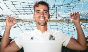 Ex-goleiro do Flamengo é recontratado na Europa após ser dispensado e concorrentes se lesionarem