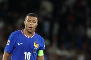 França x Itália: como foi a volta de Mbappé ao Parque dos Príncipes, casa do PSG