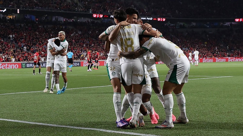 Athletico-PR 0 x 2 Palmeiras (foto: Cesar Greco/Palmeiras)