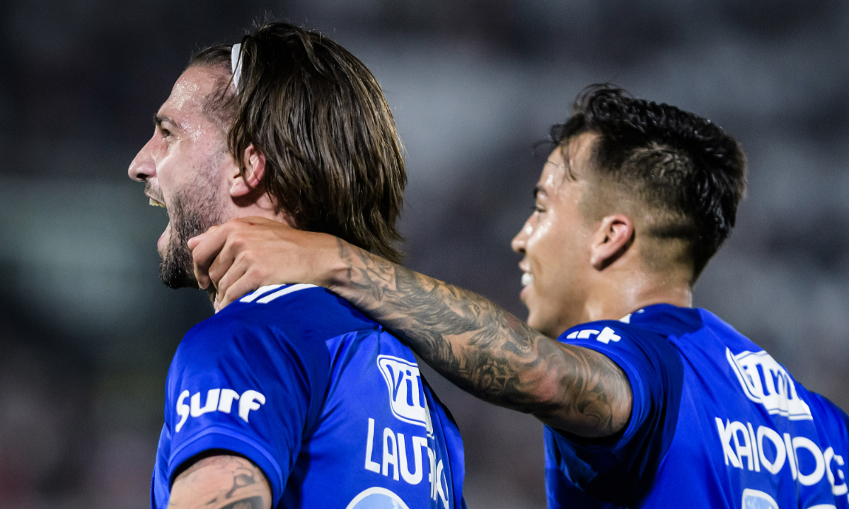 Lautaro Díaz e Kaio Jorge comemoram gols (foto: Gustavo Aleixo/Cruzeiro)