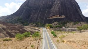 Governo de Minas conclui recuperação funcional da Rodovia do Boi