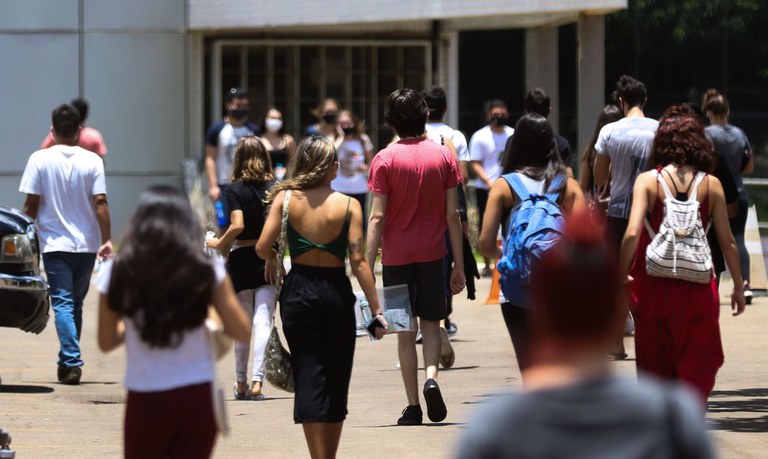 ID Jovem: saiba quem tem direito e como solicitar. Veja como tirar a carteirinha