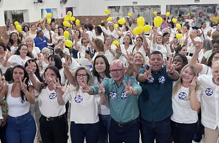 ELEIÇÕES 2024: Público feminino lota o salão da AAPT em apoio a Doutor Renato e Ernany Duque