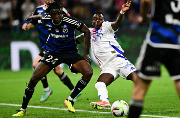 Nuamah em ação pelo Lyon (foto: Benjamin Cremel/AFP)