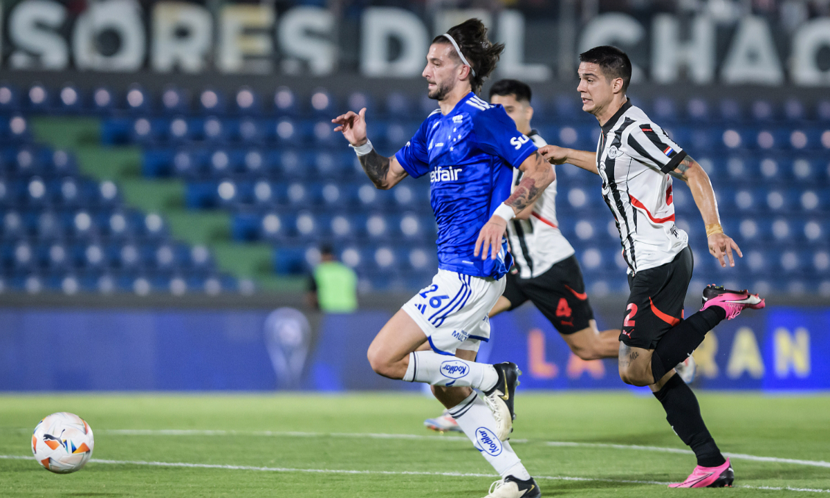 Lautaro Díaz marcou um golaço contra o Libertad (foto: Gustavo Aleixo/Cruzeiro)