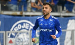 Matheus Henrique, meia do Cruzeiro (foto: Ramon Lisboa/EM/D.A.Press)