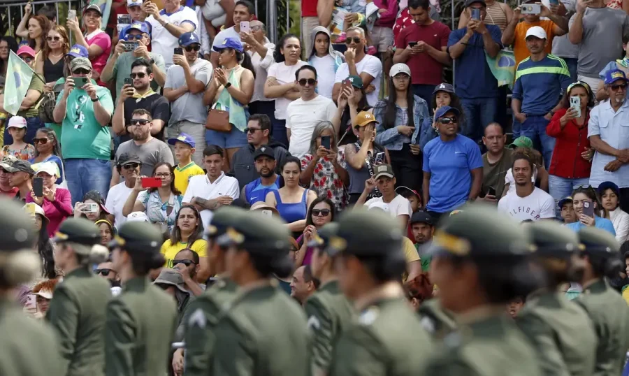 Público destaca caráter plural do desfile de 7 de Setembro em Brasília