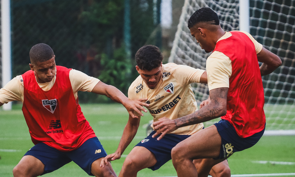 Reforçado, São Paulo tenta evitar pior sequência na temporada contra o Cruzeiro