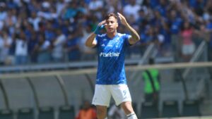 Seabra diz como motivou Kaio Jorge antes de Cruzeiro x Atlético-GO