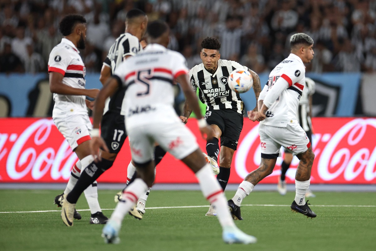 Lance de Botafogo x São Paulo (foto: Vitor Silva/Botafogo)