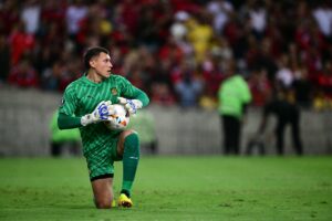 Aguerre durante jogo contra o Flamengo (foto: Mauro PIMENTEL / AFP)