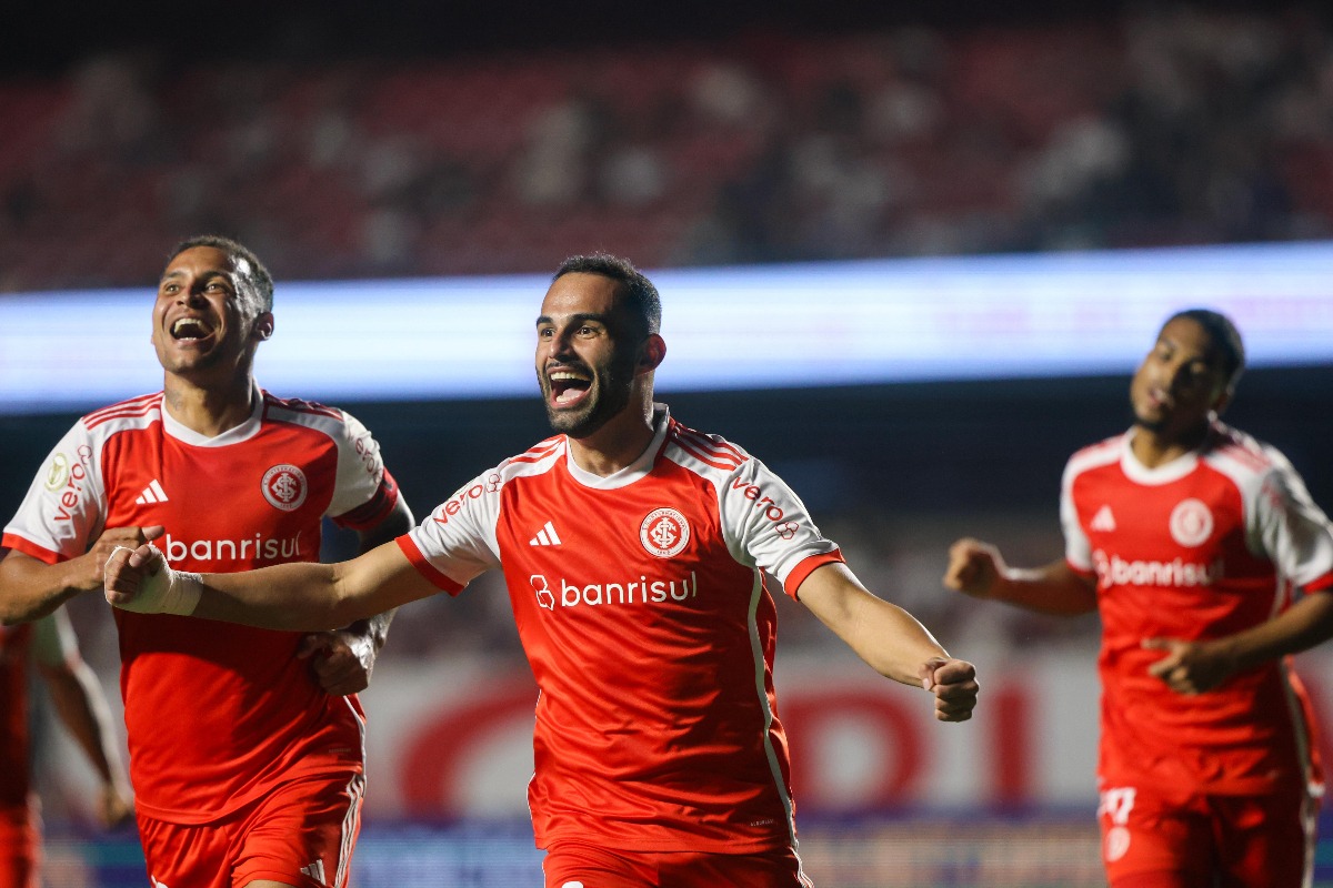 Jogadores do Internacional comemorando (foto: Ricardo Duarte / SCI)