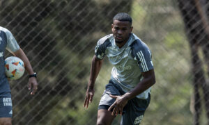 Alisson em corrida na Cidade do Galo (foto: Pedro Souza/Atlético)