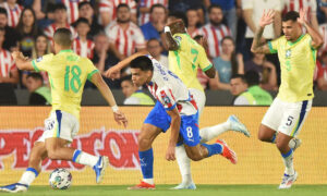 Diego Gómez fez o gol da vitória do Paraguai sobre o Brasil (foto: JOSE BOGADO/AFP)