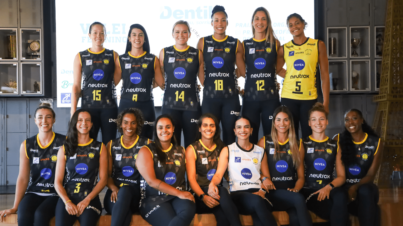 Elenco de vôlei feminino do Praia Clube para a temporada 2024/25 (foto: Cacau Souza)