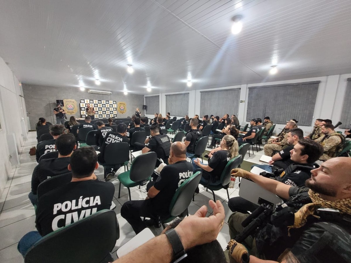 Doze pessoas são presas em operação da PC contra o tráfico de drogas no Vale do Aço