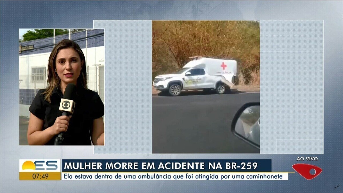 Caminhonete bate na traseira de ambulância e paciente de MG de 82 anos morre na BR-259, no ES