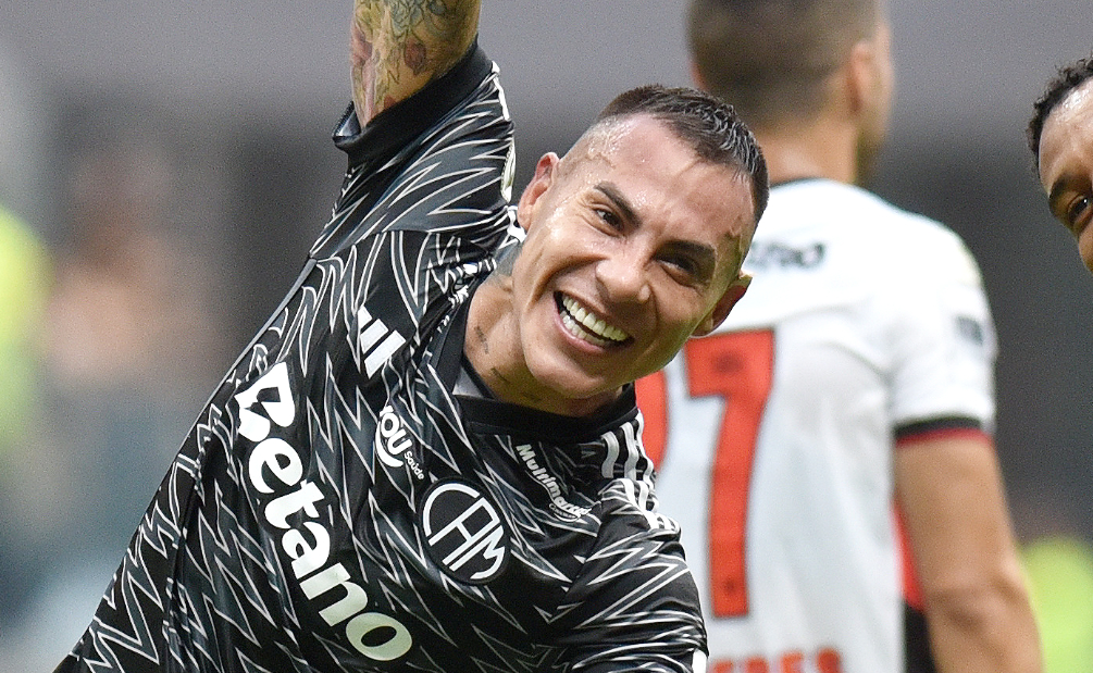 Vargas, atacante do Atlético, em comemoração de gol diante do Vitória - (foto: Ramon Lisboa/EM/D.A Press)