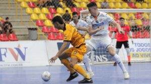 Lance de jogo de futsal do Magnus (foto: Guilherme Mansueto/Magnus)