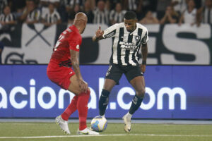 No primeiro turno, equipes empataram por 1 a 1, no Nilton Santos (foto: Vítor Silva/Botafogo)