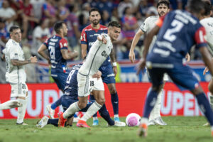 Atlético reserva fica com dois a mais e pressiona Fortaleza, mas empata pelo Brasileiro