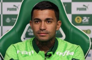 Cury vai a BH, mas nega que esteja negociando Dudu, do Palmeiras, com Cruzeiro