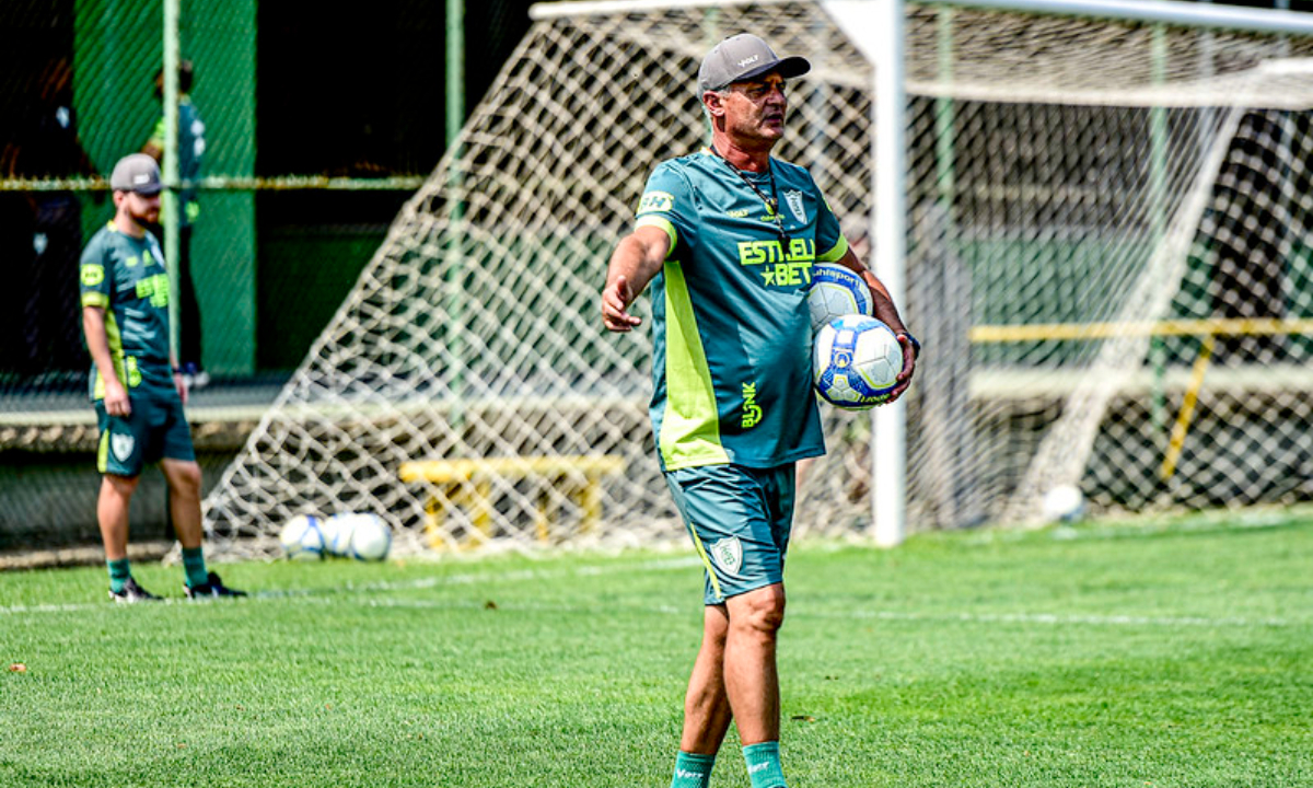 Escalação do América: Lisca define time para enfrentar o Coritiba