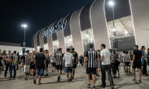 Flamengo x Atlético terá transmissão gratuita na Arena MRV; saiba detalhes