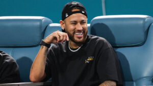 Forbes: Neymar ganha companhia de brasileiro no top 10 dos mais bem pagos do mundo