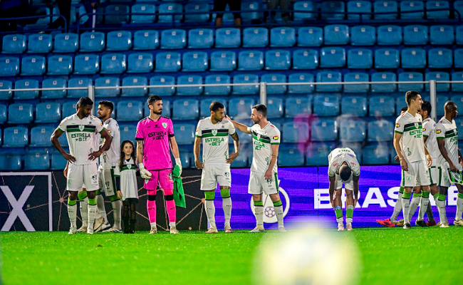 América em jogo pela Série B (foto: Mourão Panda/América)