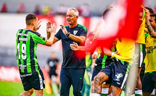 América em jogo contra o CRB (foto: Mourão Panda/América)