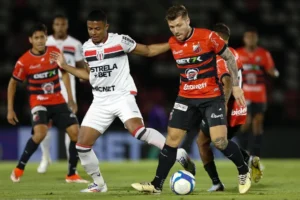 Lance do Jogo entre Botafogo-SP e Ituano (foto: Divulgação)