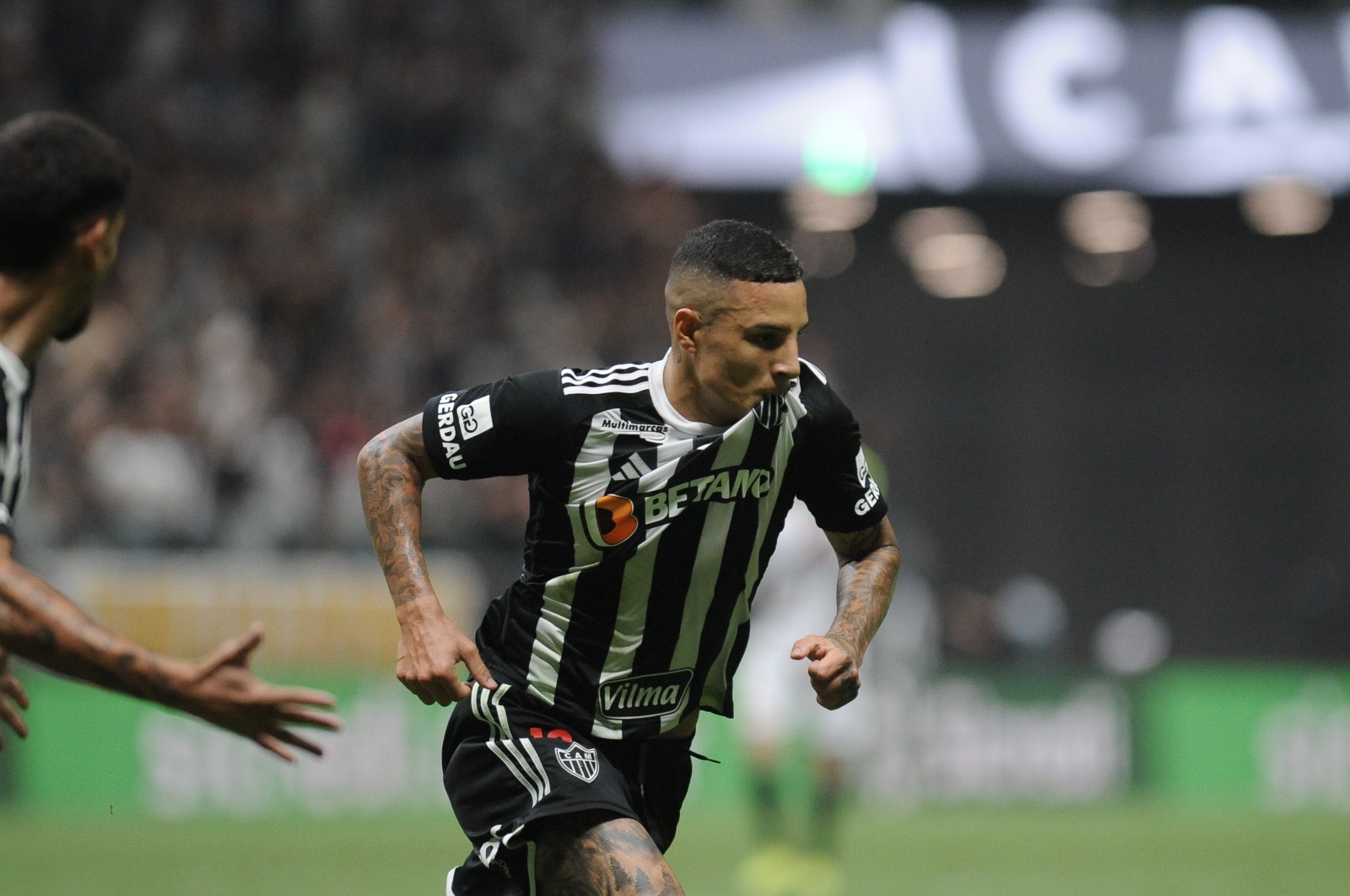 Arana comemora gol pelo Atlético diante do Vasco (foto: Alexandre Guzanshe/EM/D.A Press)