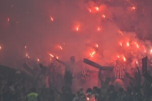 Festa da torcida do Atlético com sinalizadores diante do River Plate (foto: Alexandre Guzanshe/EM/D.A Press)