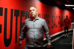 Marcos Braz no túnel do Maracanã (foto: Marcelo Cortes/Flamengo)