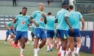 Matheus Pereira, do Cruzeiro, treinando com a Seleção Brasileira (foto: Rafael Ribeiro/CBF)