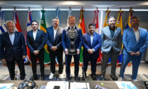 Alexandre Mattos, do Cruzeiro, em reunião na Conmebol (foto: Divulgação/Conmebol)