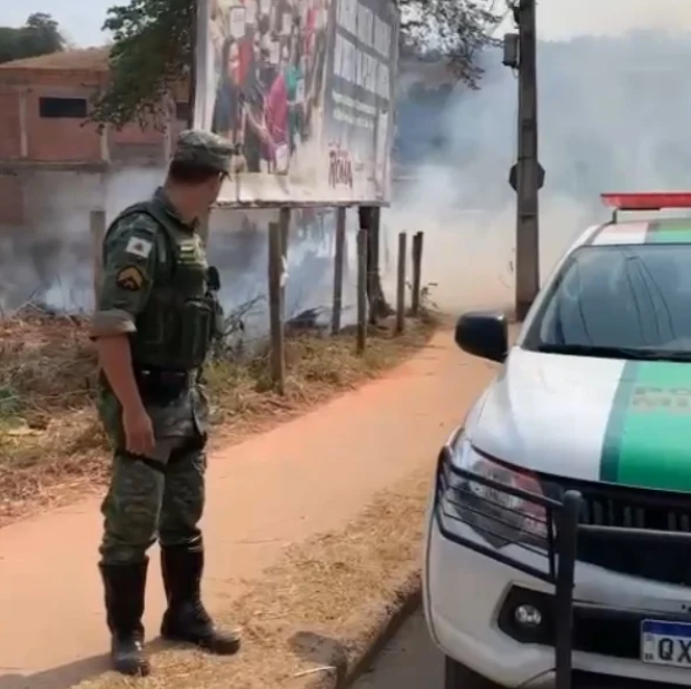 Homem é preso em flagrante por atear fogo em vegetação no Vale do Aço » Portal MaisVip