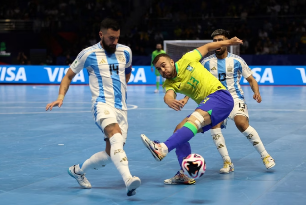 Argentino critica provocação de jogador brasileiro após final da Copa do Mundo de Futsal » Portal MaisVip