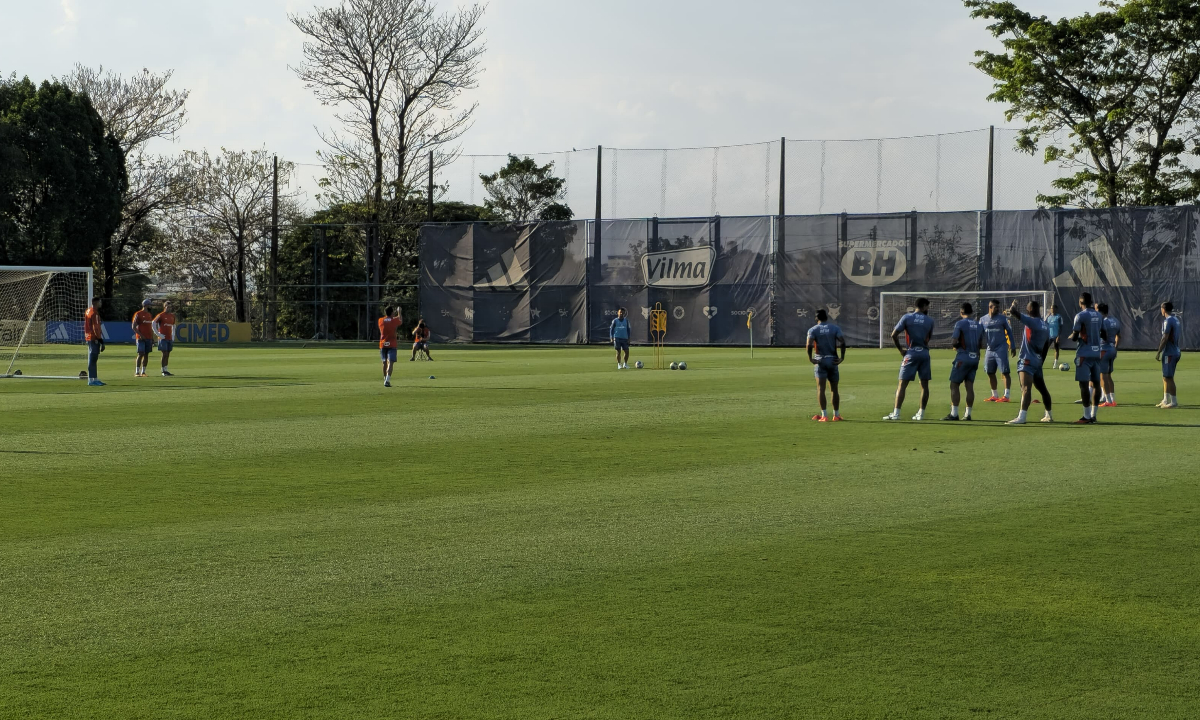 Treino do Cruzeiro nesta segunda-feira (14/10) (foto: João Victor Pena/No Ataque/D.A.Press)