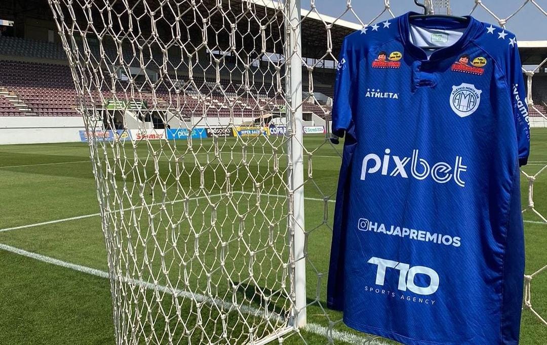 Camisa do Atlético Monte Azul, clube gerido pelo pai de Neymar (foto: Lucas Boa/AMA SAF)